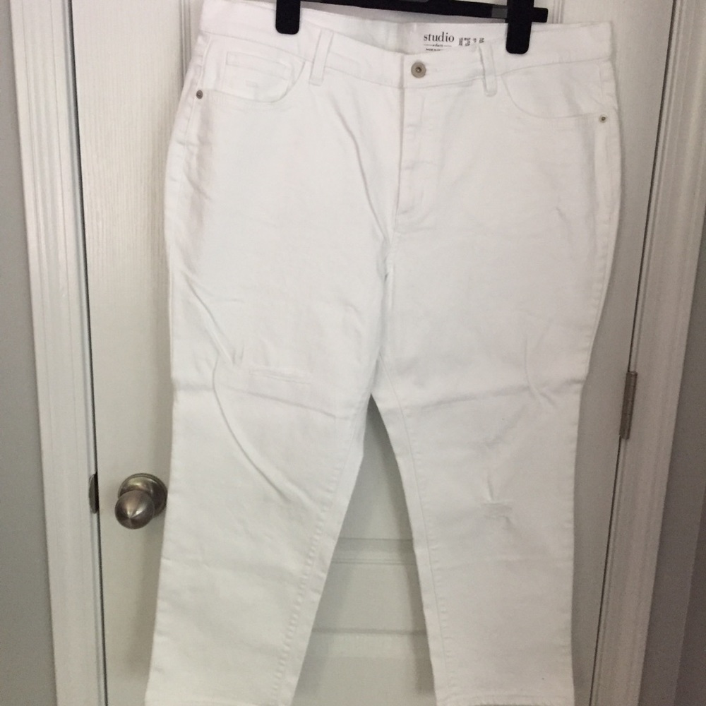 Plus size white jeans - Picture 1 of 9